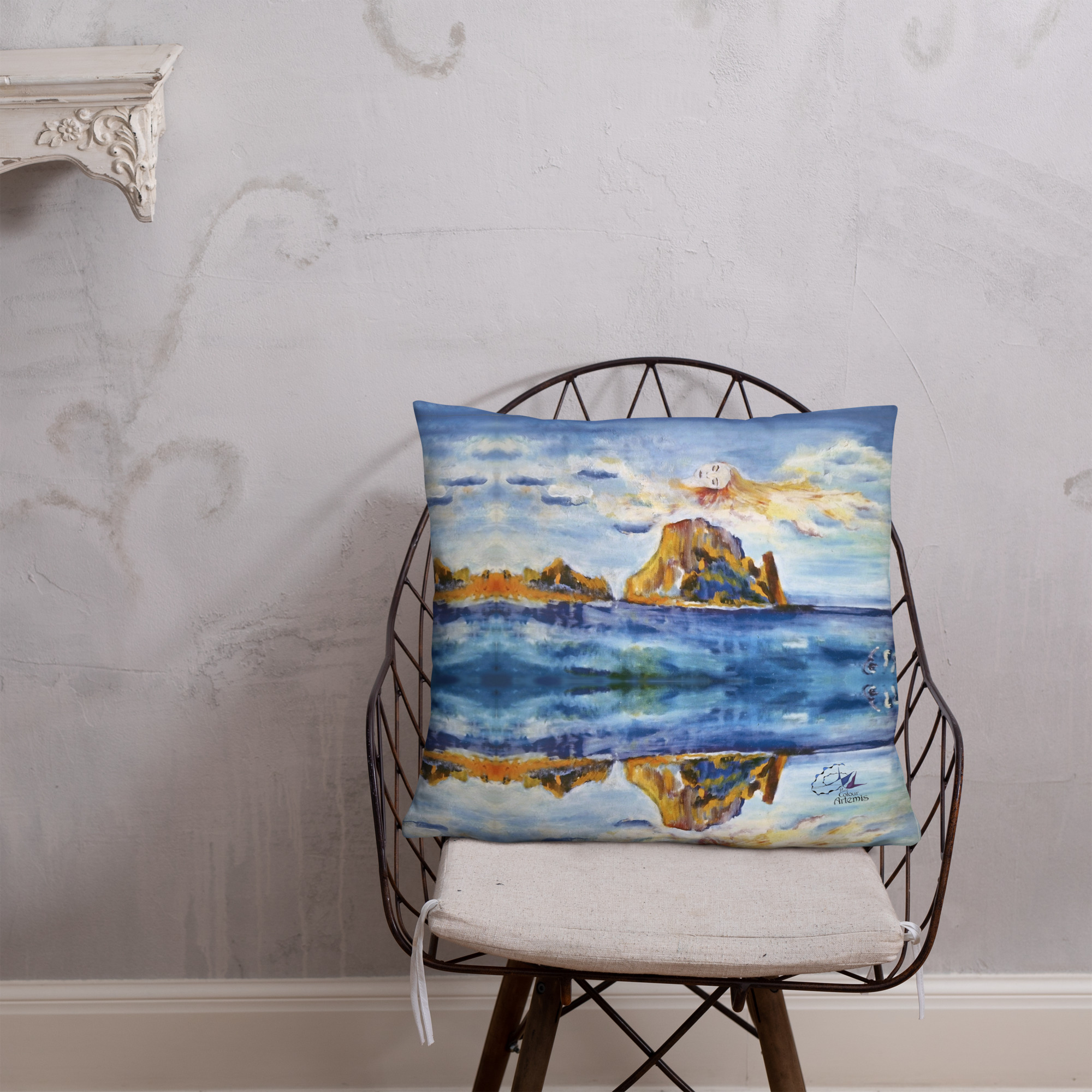 Cojín decorativo con paisaje artístico | Decorative cushion with artistic landscape